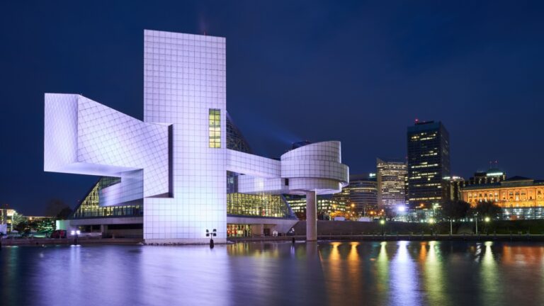 The Rock and Roll Hall of Fame, Cleveland OH